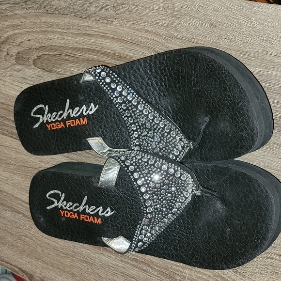 Skechers Shoes Skechers Yoga Foam Flip Flops Poshmark